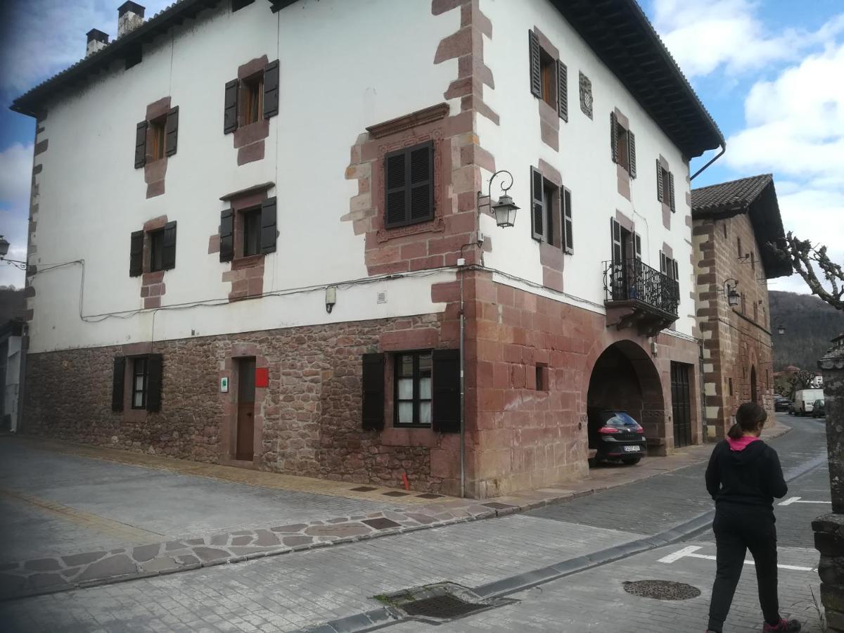 Txarrenea Apartment Elizondo Exterior photo